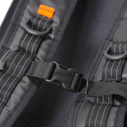 RUKSAK ROLLTOP 22L BLACK RESTRAP