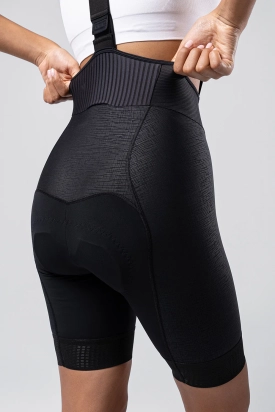 BIB SHORT ABSOLUTE BLACK 6.1 WOMAN K9 GOBIK