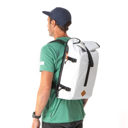 BACKPACK ROLLTOP 22L WHITE RESTRAP
