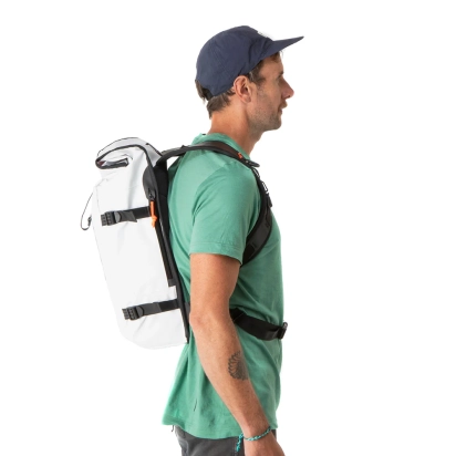 BACKPACK ROLLTOP 22L WHITE RESTRAP